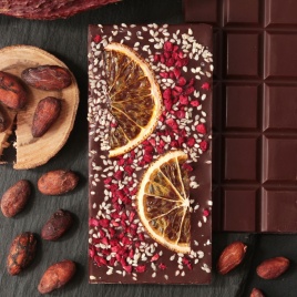 Шоколад гурме горький, тёмный 80% какао с апельсином, малиной, семенами белого кунжута, без ГМО, натуральный