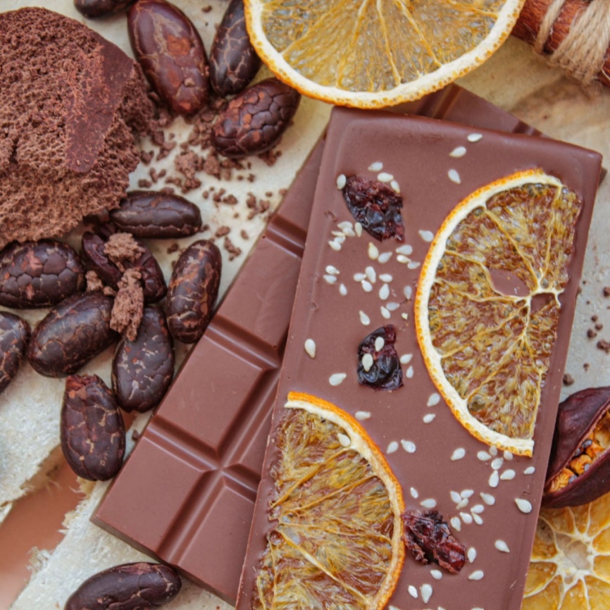Шоколад гурме молочный 53% какао с апельсином, клюквой и семенами белого кунжута, без ГМО, натуральный фото 9